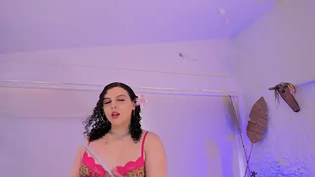 catleya noire online show from November 18, 8:10 pm