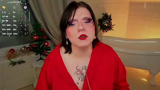 bluelunaray online show from December 3, 11:45 am