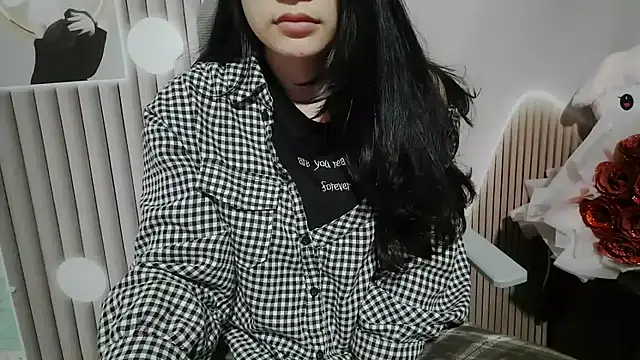 Emachiii online show from December 3, 6:16 am