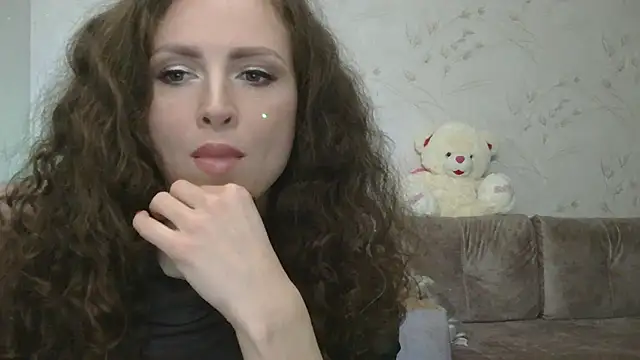 Amber Carrol online show from February 10, 5:05 pm