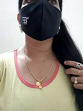 shivani27 online show from September 10, 6:52 pm