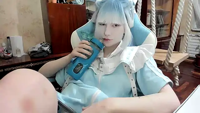 kioshi kiss online show from September 14, 7:45 pm