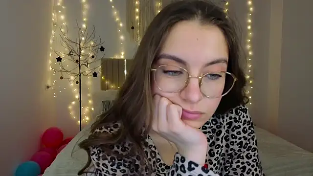 Real cutie1 online show from January 9, 6:01 pm