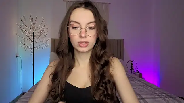 Real cutie1 online show from February 20, 1:56 pm