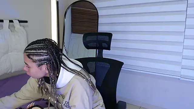 Rachell criss online show from October 8, 6:40 am