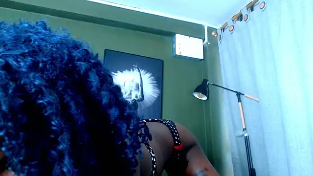 Snapshot of Evaa_18 chatting on September 20, 5:55 pm Evaa 18 online show from September 20, 5:55 pm