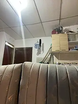 Emily Taylor2 online show from December 3, 2:58 am