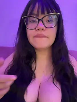 Emily Taylor2 online show from February 3, 11:07 pm