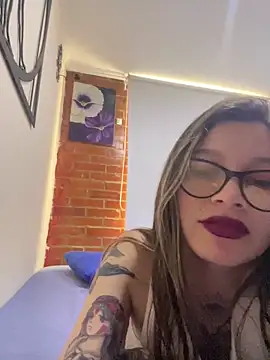 KoraSweett online show from February 7, 9:07 pm