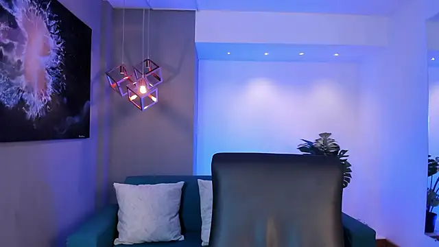 AidaJones online show from November 17, 11:55 am