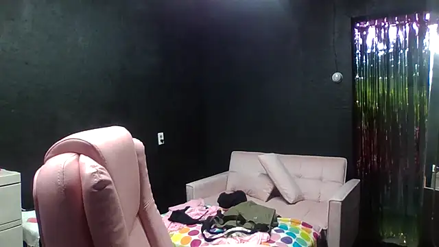 bigb00tycass online show from November 23, 5:47 pm