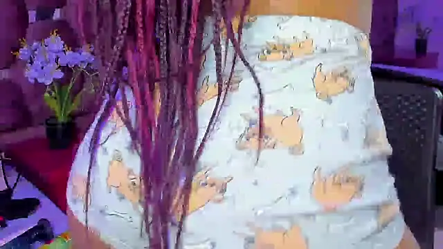 Thiana Taylor online show from October 10, 7:41 pm