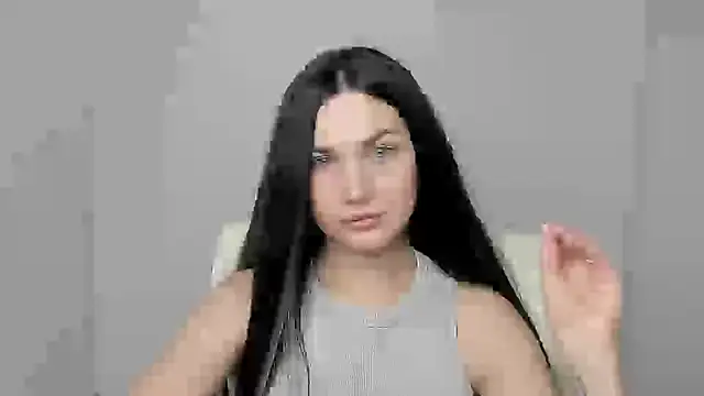 Lune Moon online show from October 11, 5:45 am