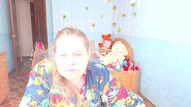 Audrey Aura online show from September 20, 6:23 am