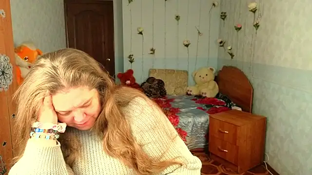 Audrey Aura online show from November 21, 5:20 am