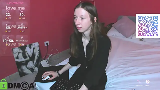 Lisbeth  Salander online show from September 26, 3:15 am