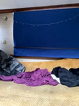 ladyboatlady online show from December 20, 2:10 pm