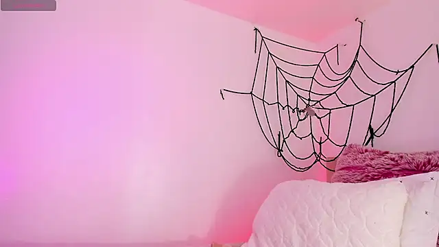 Hadid Jimenez  online show from October 27, 9:09 pm