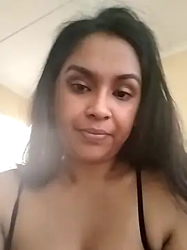 cute indianxo online show from February 20, 9:44 am