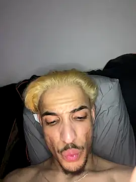 Snapshot of luluycoco chatting on October 5, 11:43 pm luluycoco online show from October 5, 11:43 pm