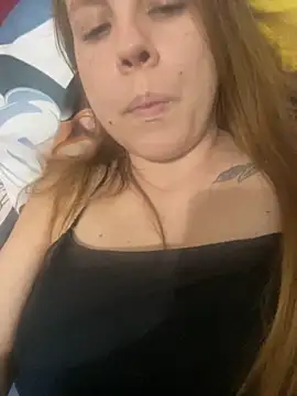 Lazinha18 online show from September 12, 11:12 pm