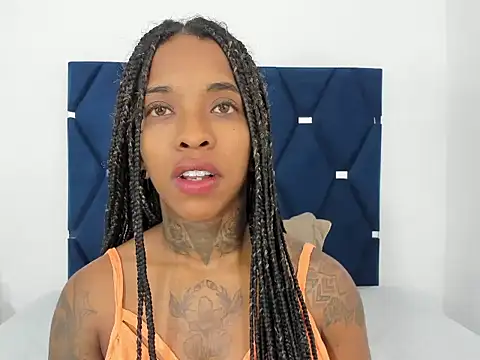 Pauline Fox online show from October 16, 1:08 am