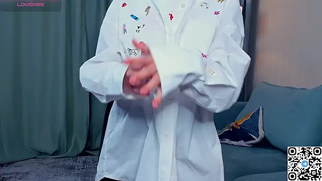 EdlinGathright online show from November 14, 3:50 am