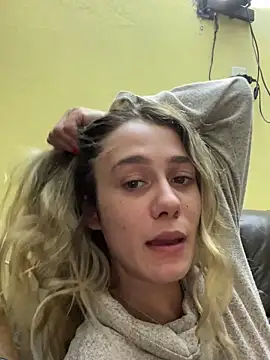 Snapshot of blond-96 chatting on September 15, 11:01 pm blond-96 online show from September 15, 11:01 pm