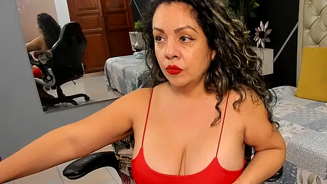 kris milff online show from September 30, 3:17 pm