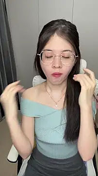 Qianqian-888 online show from November 15, 12:44 am