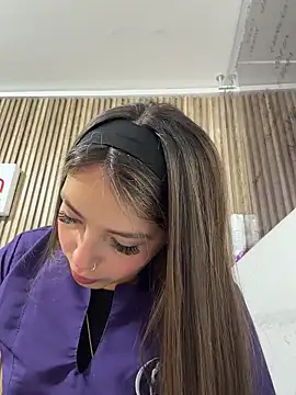 Adaara Rey online show from February 26, 8:41 pm