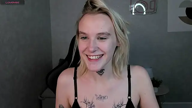 Carolin Miller online show from November 7, 8:53 am