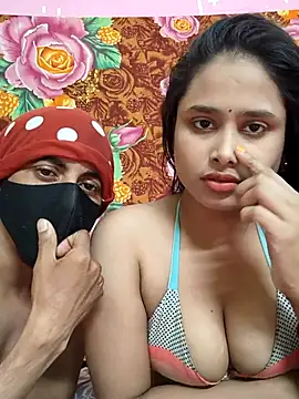 Seducing couple online show from January 17, 11:29 am