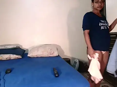 indiansweetflava online show from October 29, 3:44 am