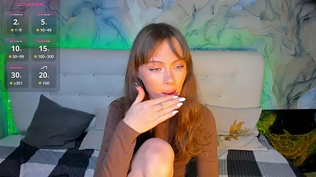 LolaMeddisson online show from November 5, 6:57 pm