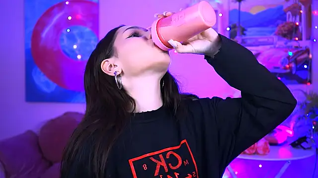 Snapshot of KimClarks_ chatting on September 14, 6:11 am KimClarks  online show from September 14, 6:11 am