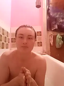 Snapshot of MoonIrene chatting on October 13, 3:14 pm MoonIrene online show from October 13, 3:14 pm