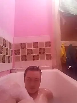 Snapshot of MoonIrene chatting on October 25, 5:42 pm MoonIrene online show from October 25, 5:42 pm