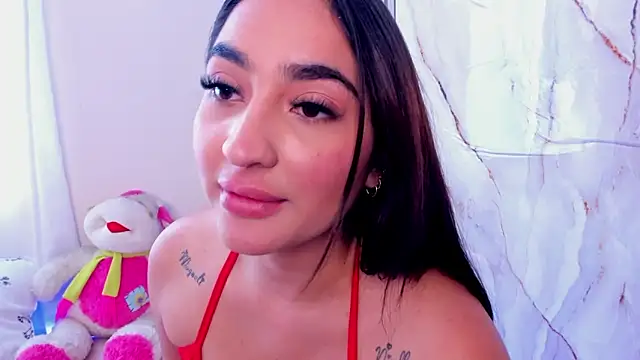 JasmineRhodes online show from December 5, 5:36 pm