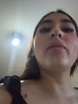 JasmineRhodes online show from November 25, 1:24 pm