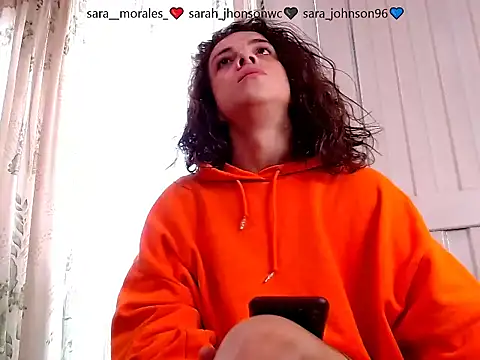 saara johnson496 online show from December 2, 11:45 am