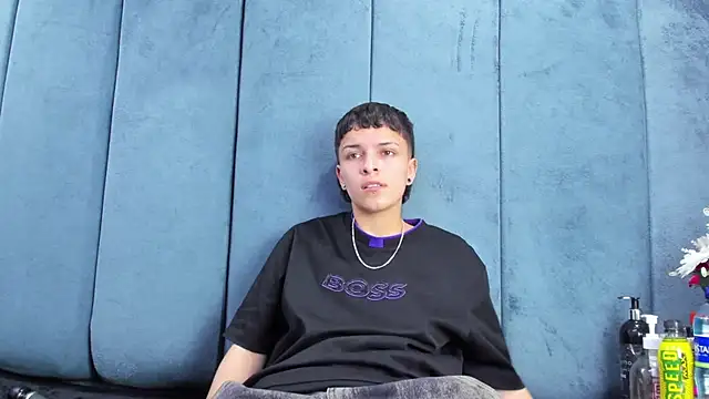 Megan Thompson  online show from February 19, 2:22 am