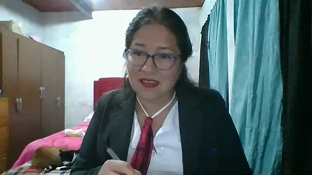 scarlett widow  online show from November 18, 1:28 am