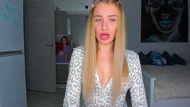 MashaFromRussia   online show from November 6, 9:26 am