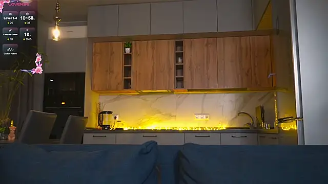 ChristyMarshall online show from September 9, 5:13 pm