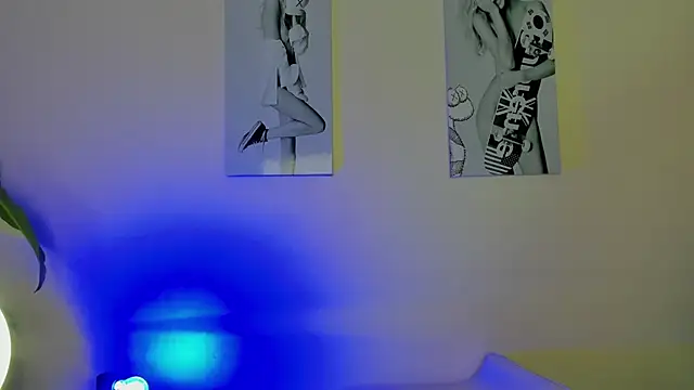 SamayRyann online show from December 2, 12:51 pm