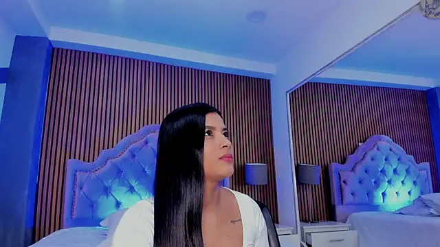 SelenaStonne online show from September 26, 9:01 pm