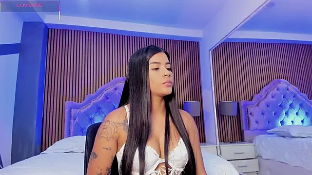 SelenaStonne online show from September 9, 8:30 pm