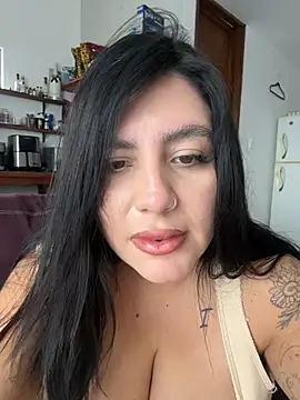 victoria amatista  online show from February 4, 5:16 pm