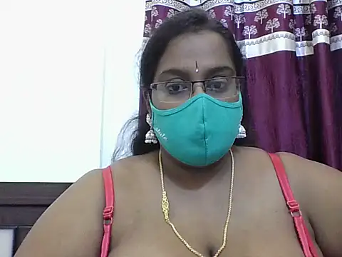 Snapshot of Reena-gowda chatting on September 21, 12:48 pm Reena-gowda online show from September 21, 12:48 pm